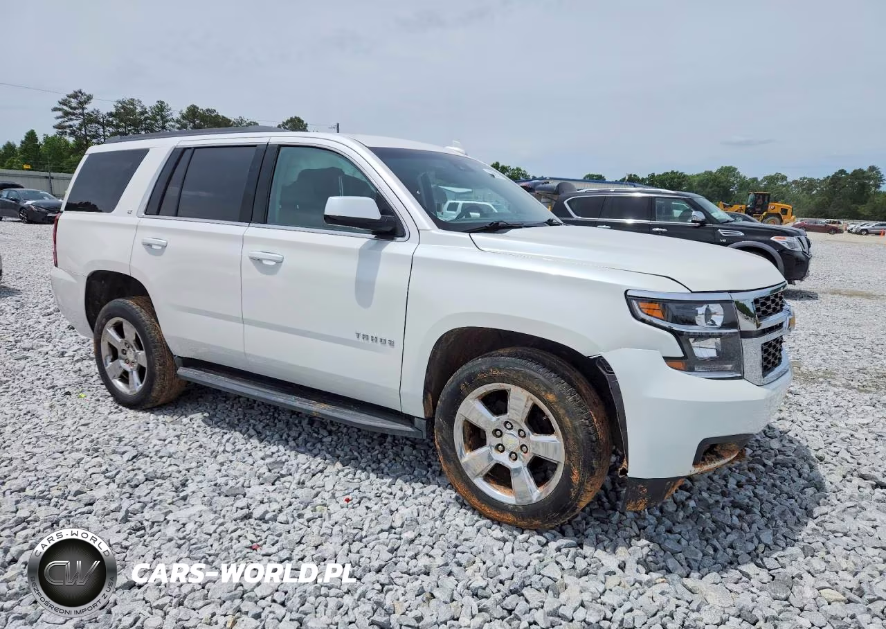 2017 Chevrolet Tahoe C1500 Lt VIN:1GNSCBKC0HR153284 - 4