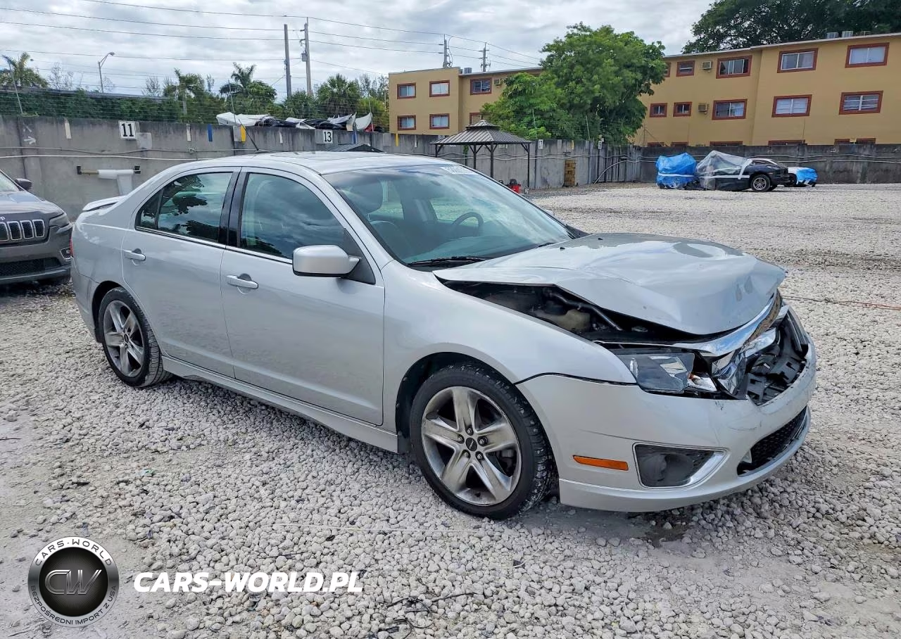 2010 Ford Fusion Sport VIN:3FAHP0KCXAR233736 - 4