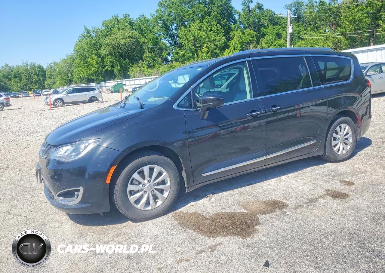 2018 Chrysler Pacifica Touring L – zdjęcie 1 z 12