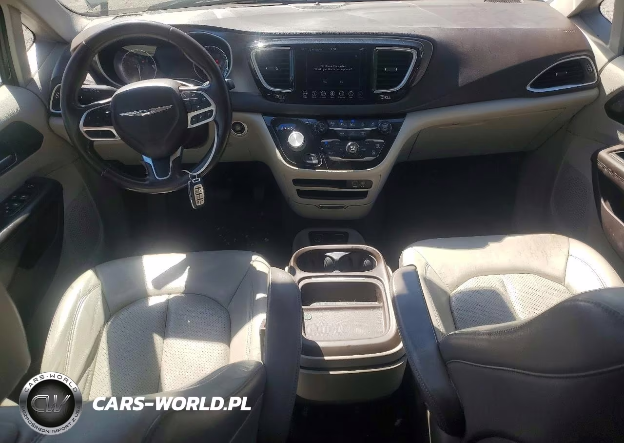2018 Chrysler Pacifica Touring L VIN:2C4RC1BG1JR269906 - 8