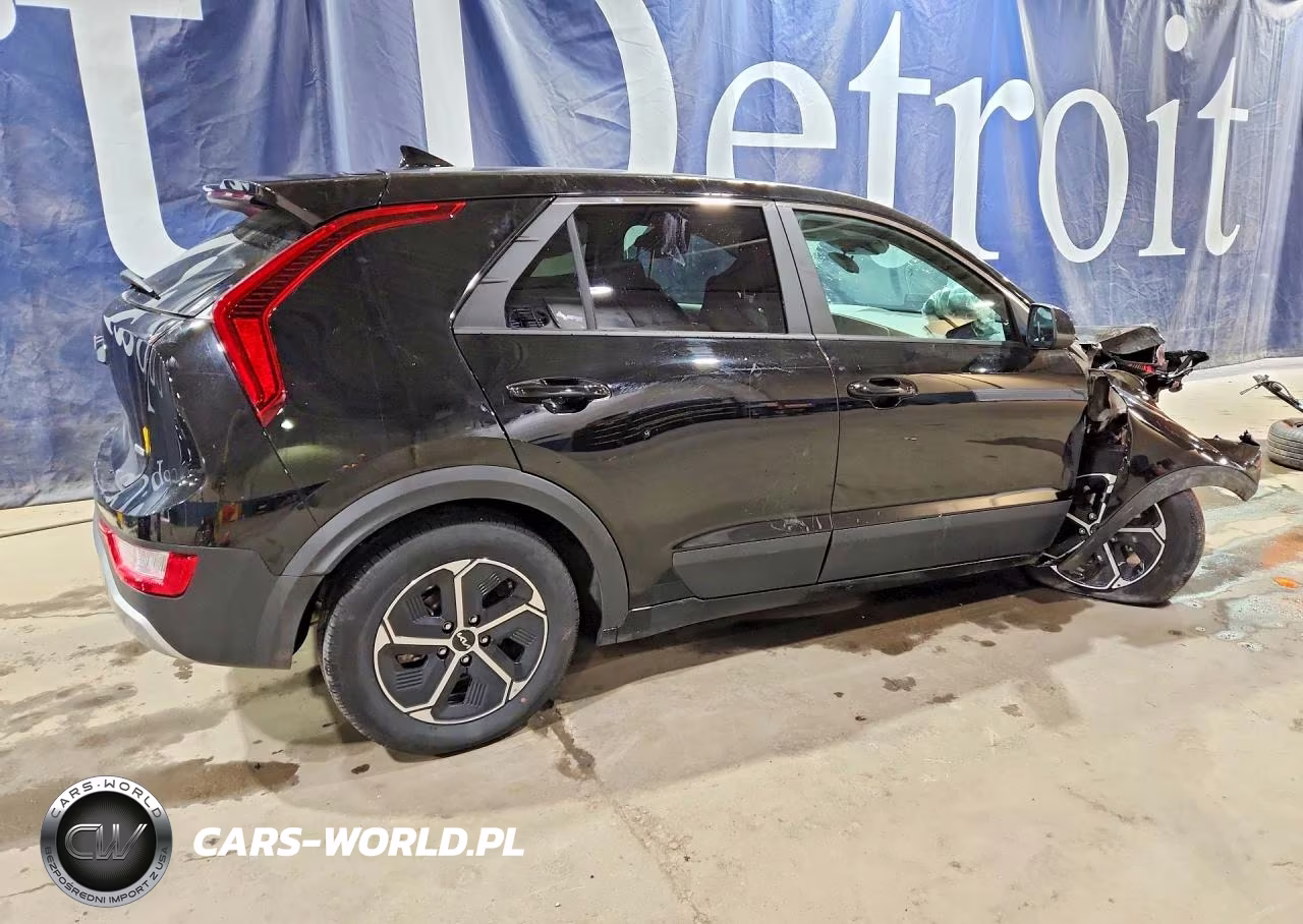 2026 Kia Niro Lx VIN:KNDCP3LE7T5319694 - 3