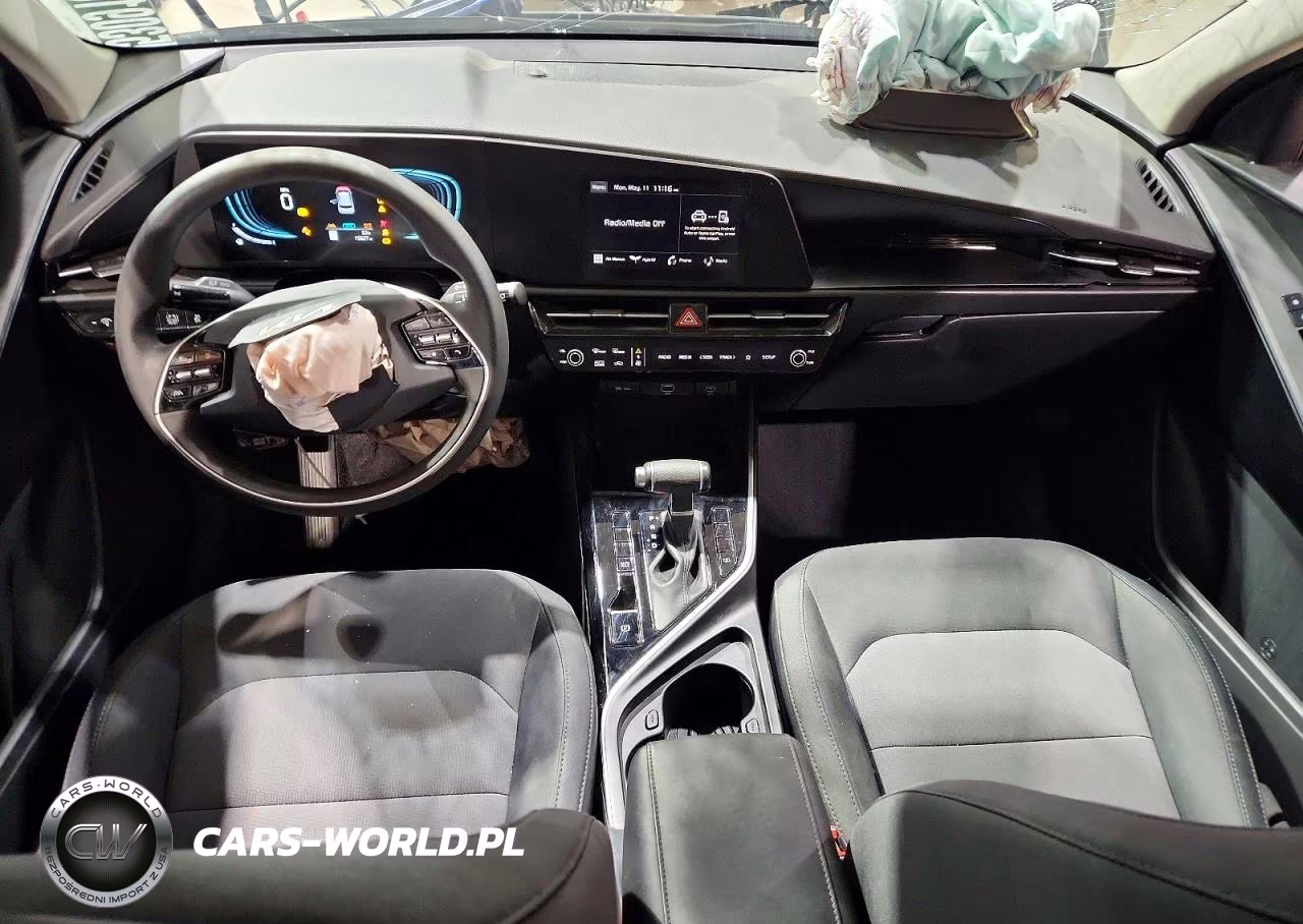 2026 Kia Niro Lx VIN:KNDCP3LE7T5319694 - 8