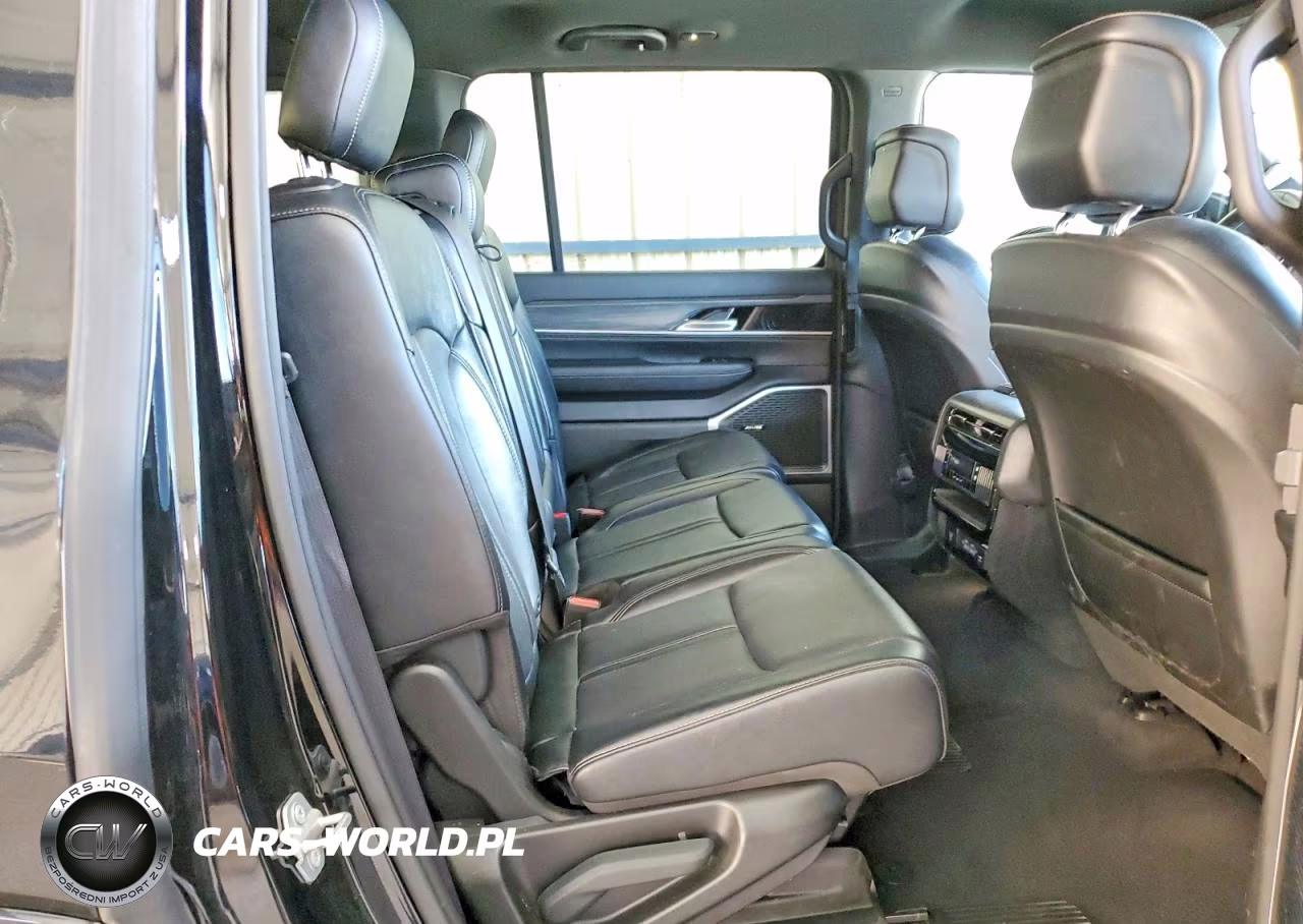 2024 Jeep Wagoneer Series Ii VIN:1C4SJVBP6RS139208 - 11