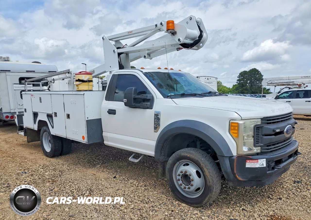 2017 Ford F450 Super Duty Bucket Truck