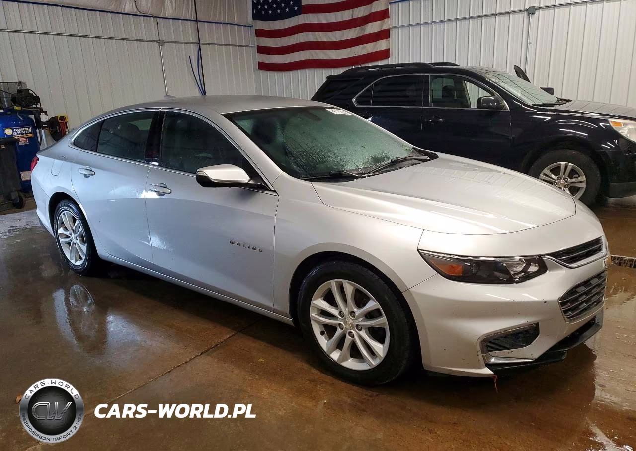 2018 Chevrolet Malibu Lt VIN:1G1ZD5ST6JF209430 - 4
