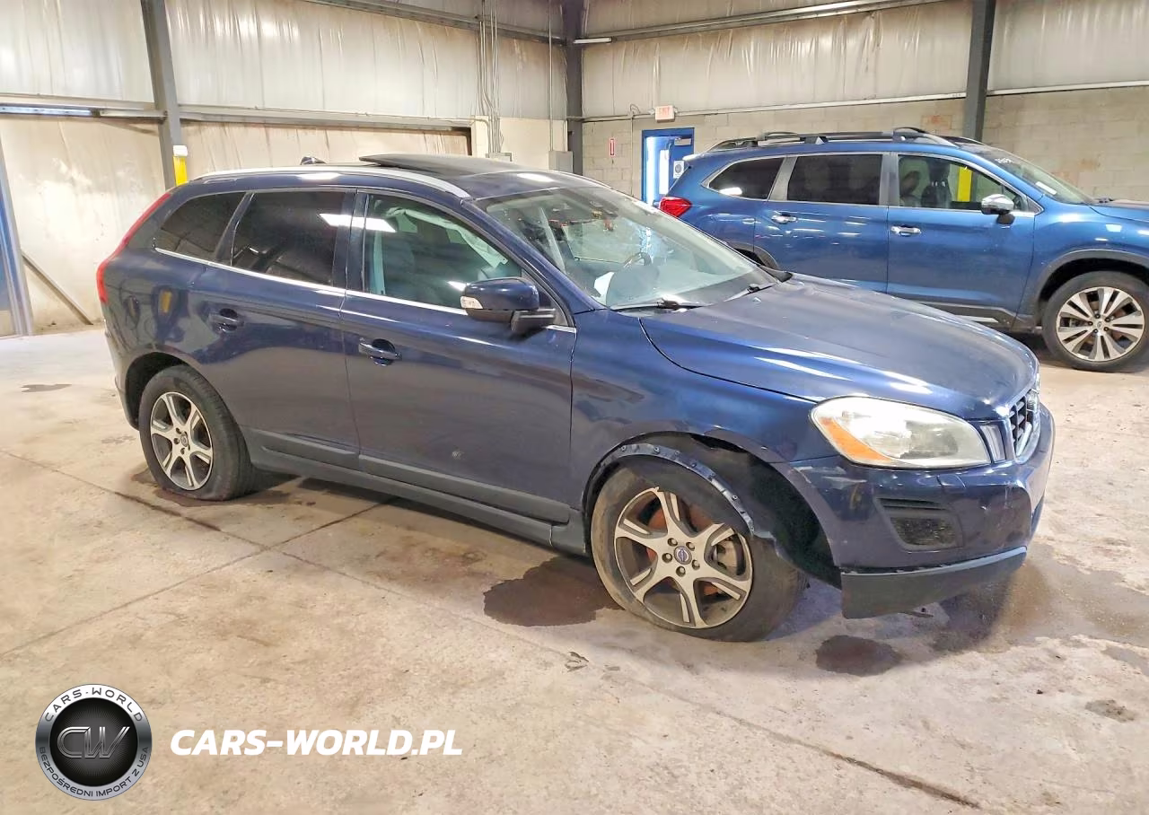 2013 Volvo Xc60 T6-T6 Platinum-T6 Premier Plus-T6 R-Design-T6 R-Design Platinum-T6 R-Design Premier Plus VIN:YV4902DZ6D2418937 - 4