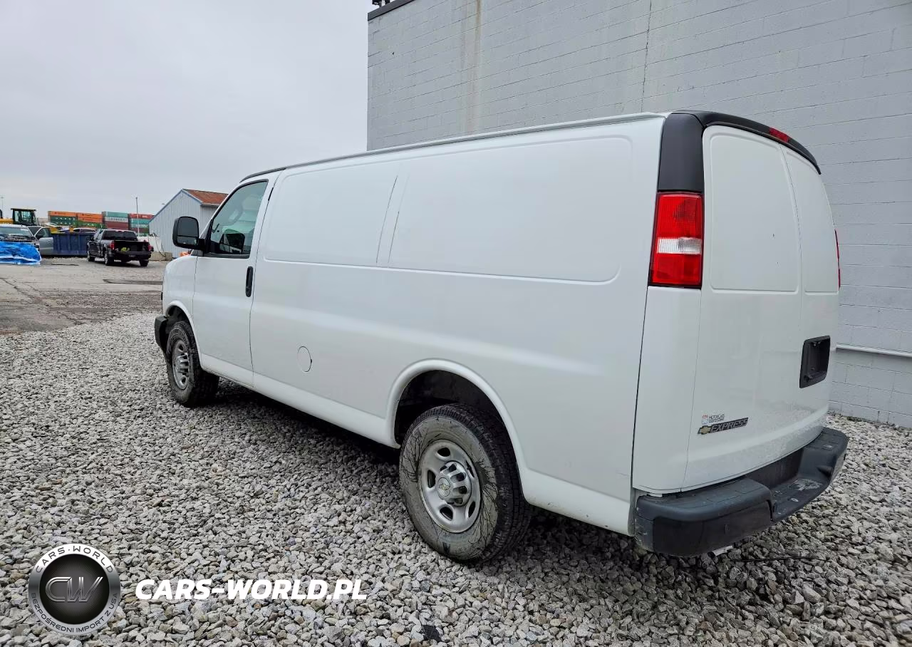 2021 Chevrolet Express G2500 VIN:1GCWGAFP3M1228168 - 2