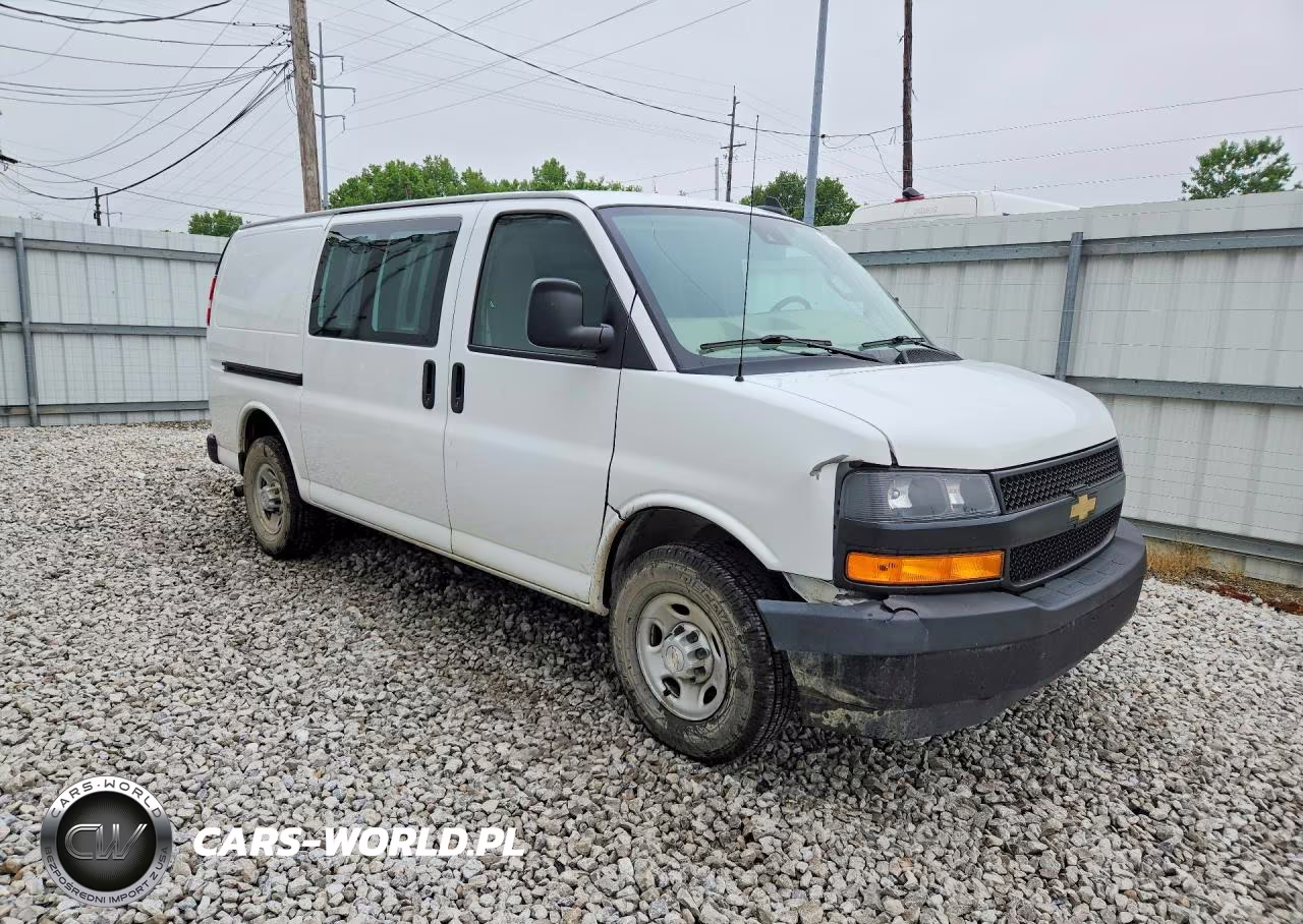 2021 Chevrolet Express G2500 VIN:1GCWGAFP3M1228168 - 4