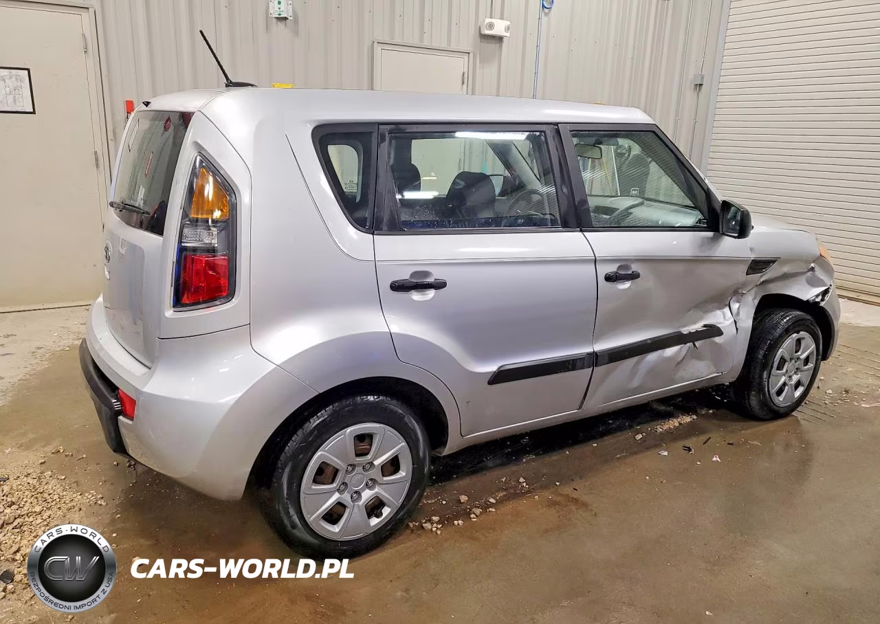 2011 Kia Soul Base VIN:KNDJT2A10B7714526 - 3