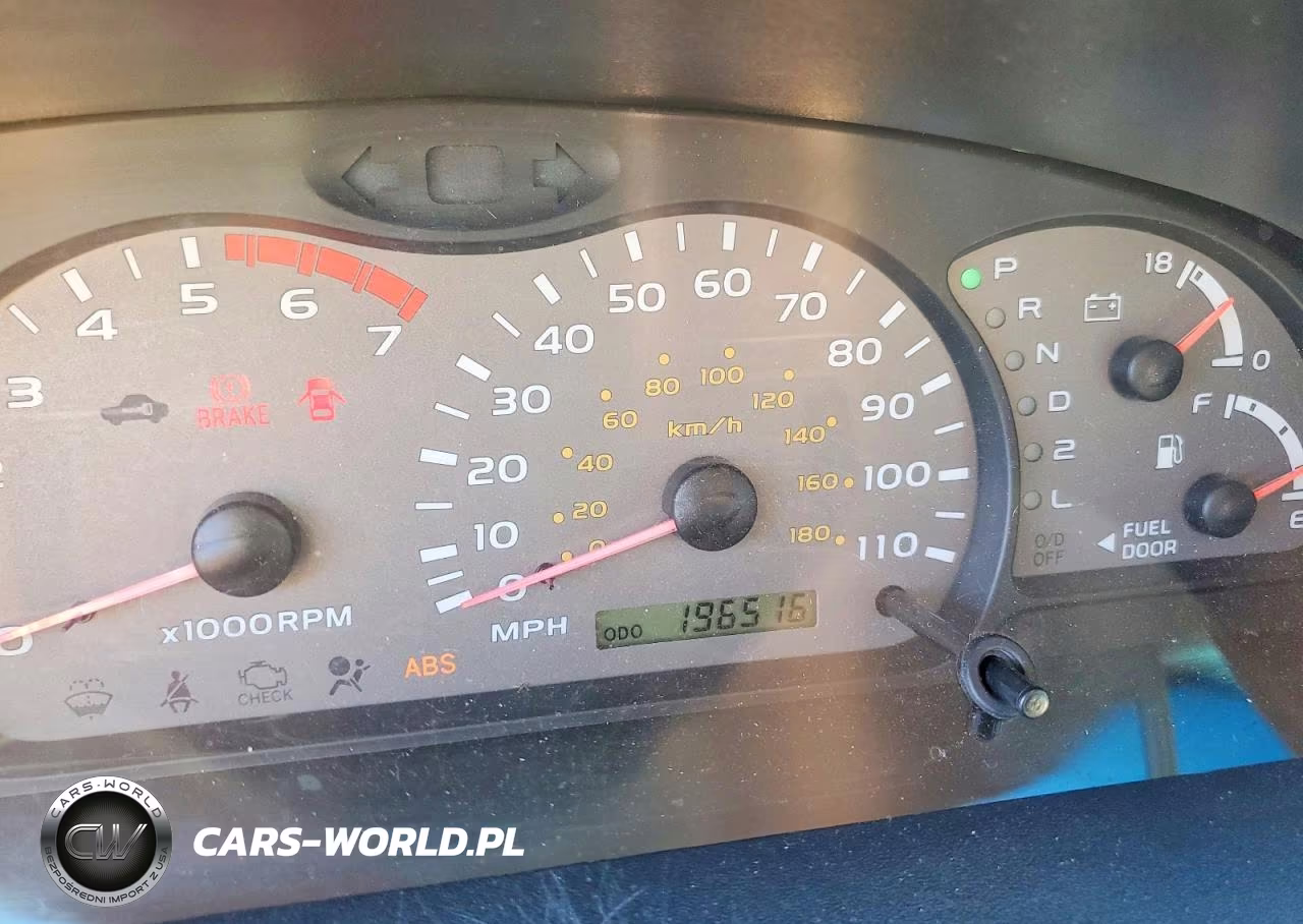2002 Toyota Sequoia Sr5 VIN:5TDZT34A82S088606 - 9