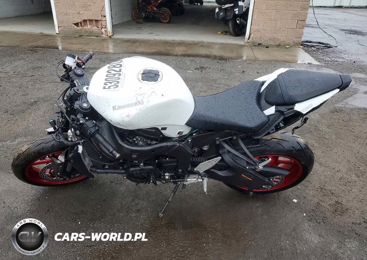 2025 Kawasaki Zx636 K VIN:JKBZXJJ11SA030191 - 3