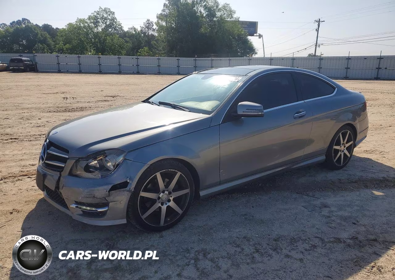2015 Mercedes-Benz C 250