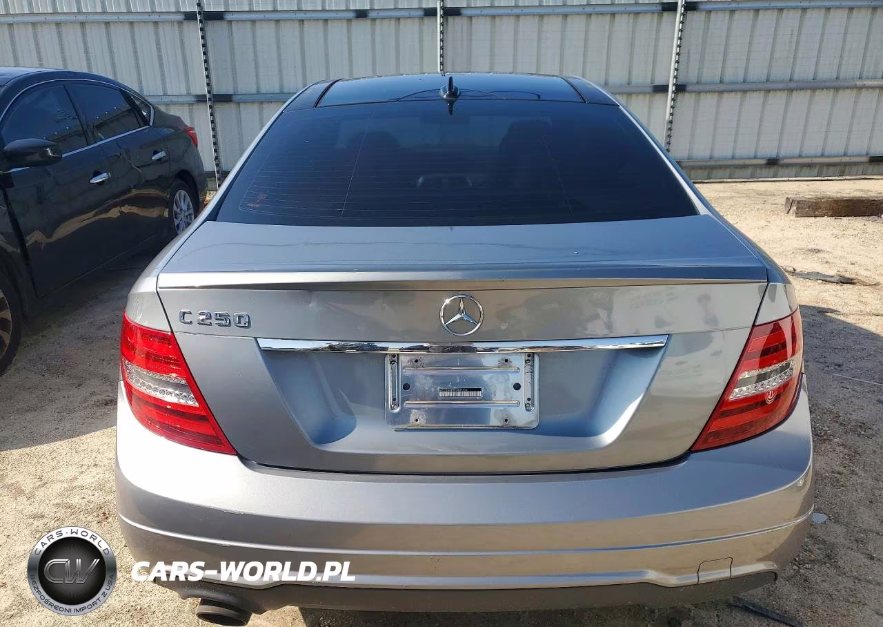 2015 Mercedes-Benz C 250 VIN:WDDGJ4HB7FG402208 - 6