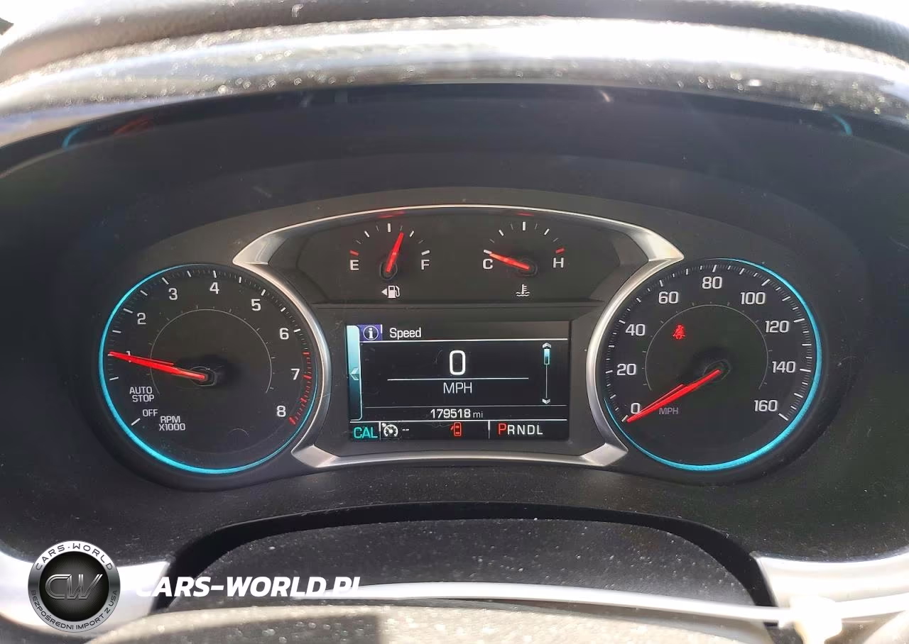 2018 Chevrolet Traverse Lt VIN:1GNEVGKW4JJ247056 - 9