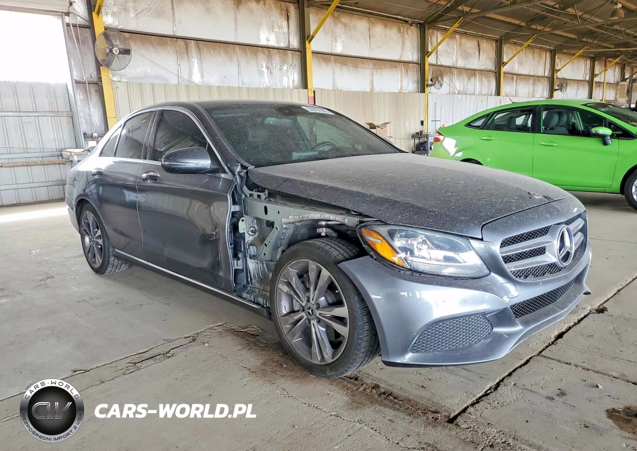 2018 Mercedes-Benz C 300 VIN:55SWF4JB1JU282148 - 4