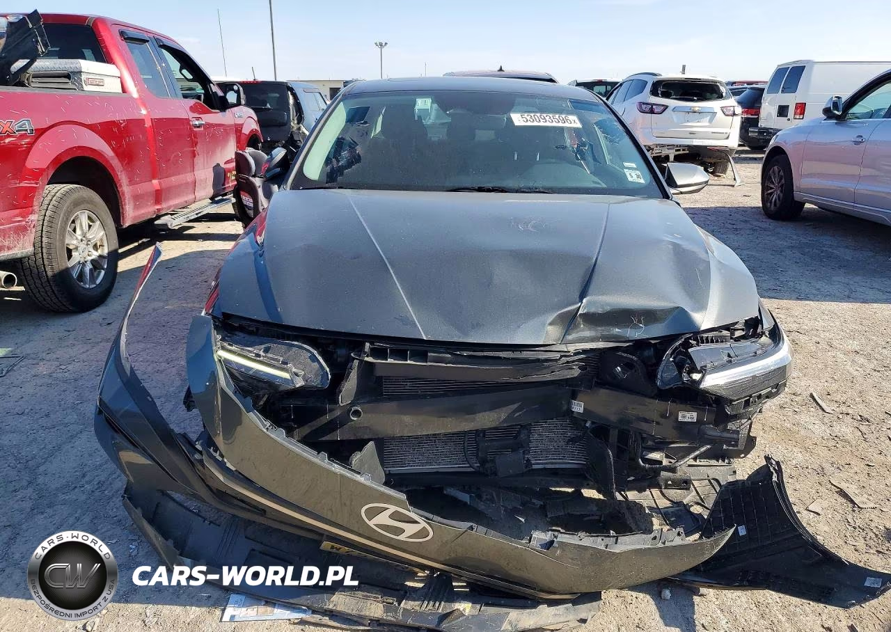 2025 Hyundai Elantra Sel VIN:KMHLS4DG2SU982322 - 5