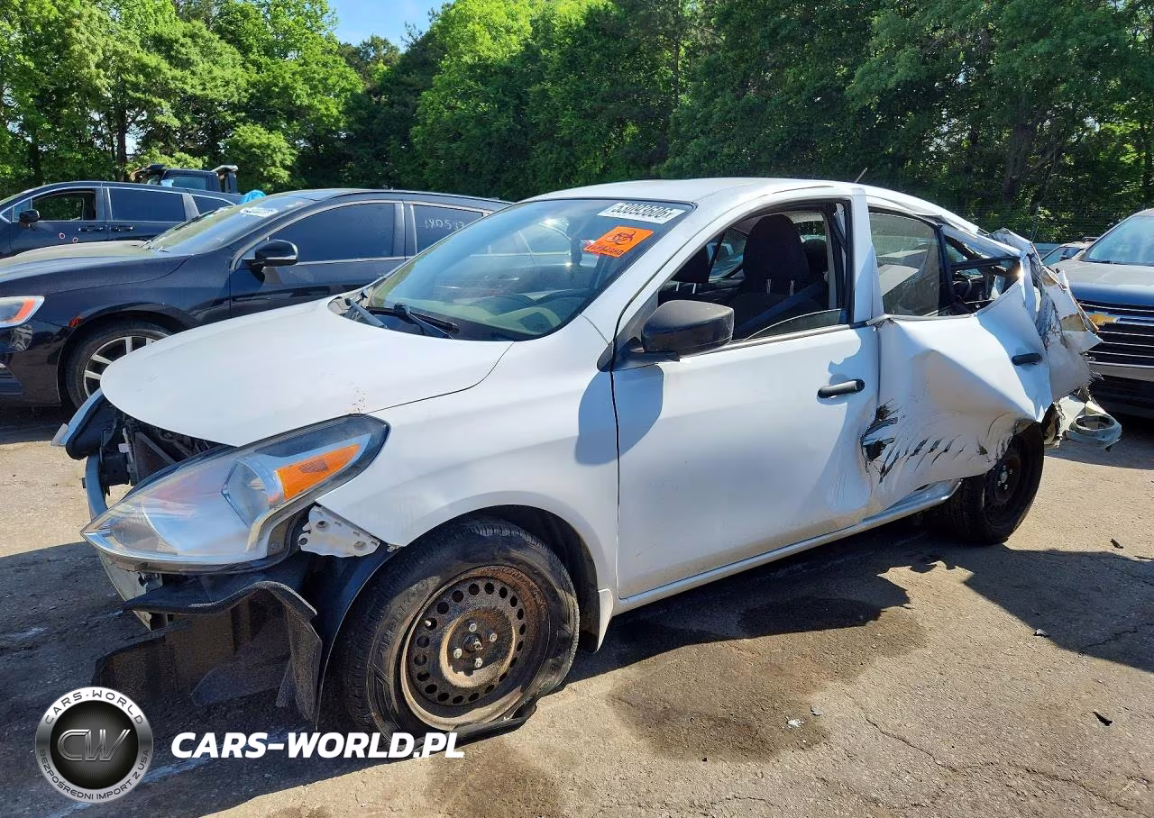 2018 Nissan Versa S Plus – zdjęcie 1 z 12