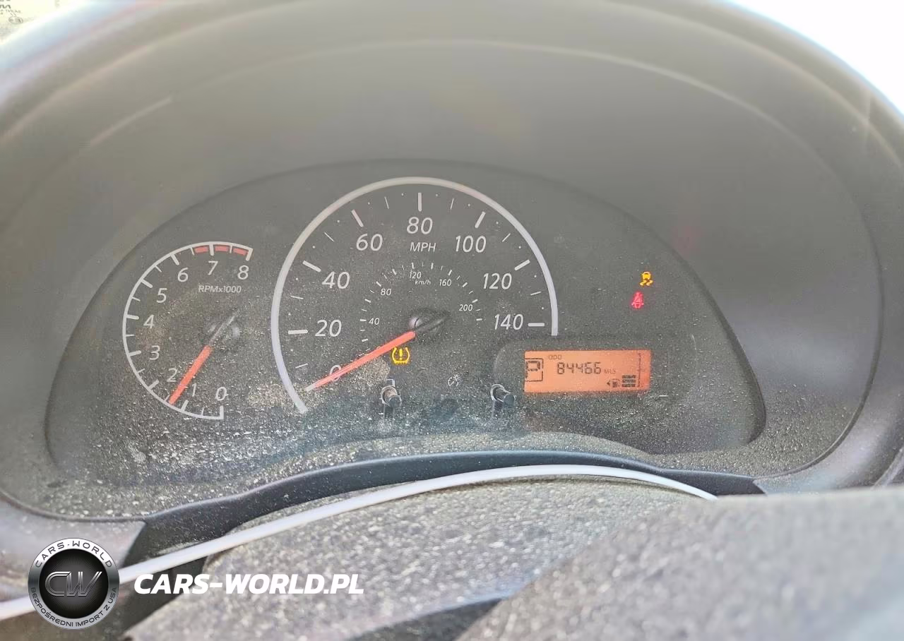 2018 Nissan Versa S Plus VIN:3N1CN7AP6JL818438 - 9