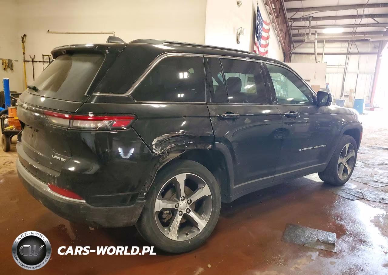 2024 Jeep Grand Cherokee Limited VIN:1C4RJHBG2R8558668 - 3