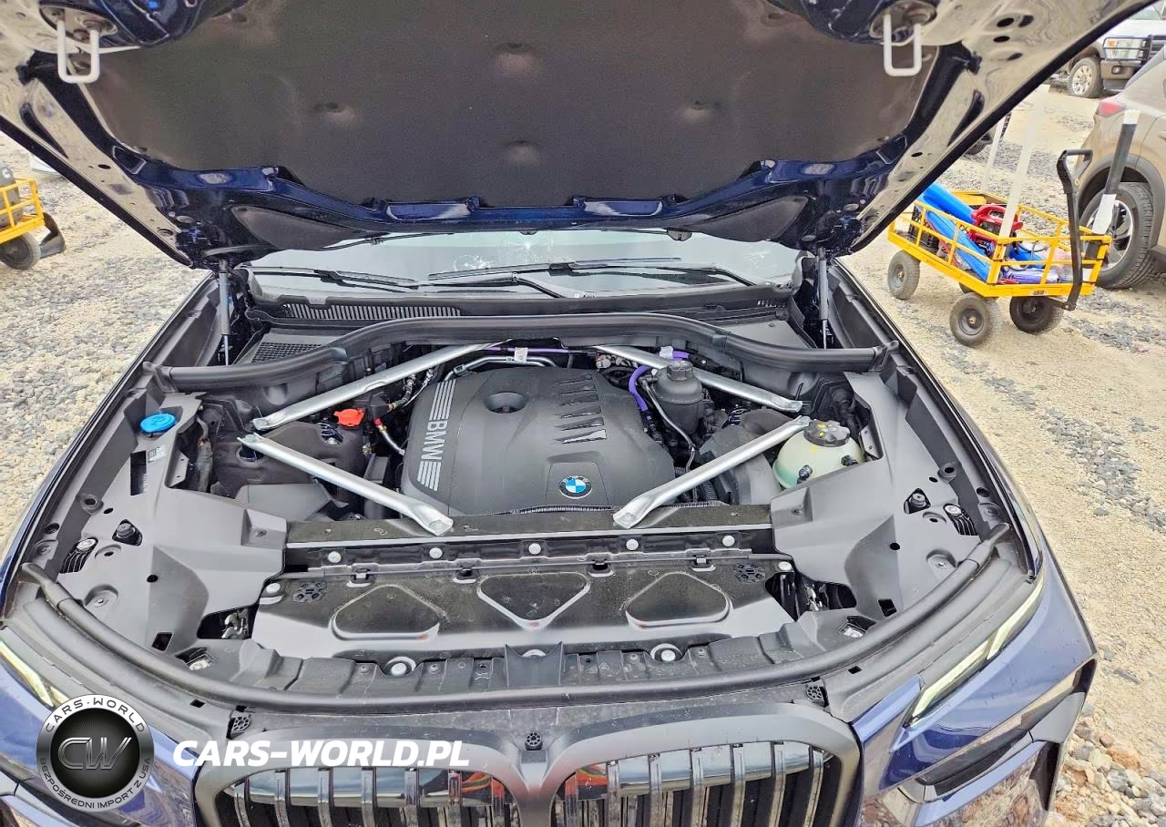 2026 BMW X7 xDrive40I VIN:5UX23EM09T9146953 - 12