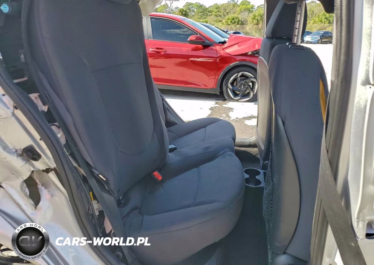 2014 Hyundai Accent Se VIN:KMHCU5AE5EU152344 - 10