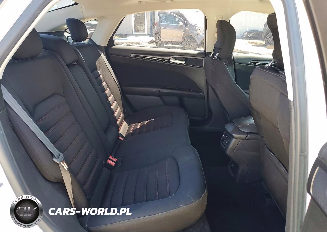2014 Ford Fusion Se VIN:3FA6P0H71ER111063 - 10