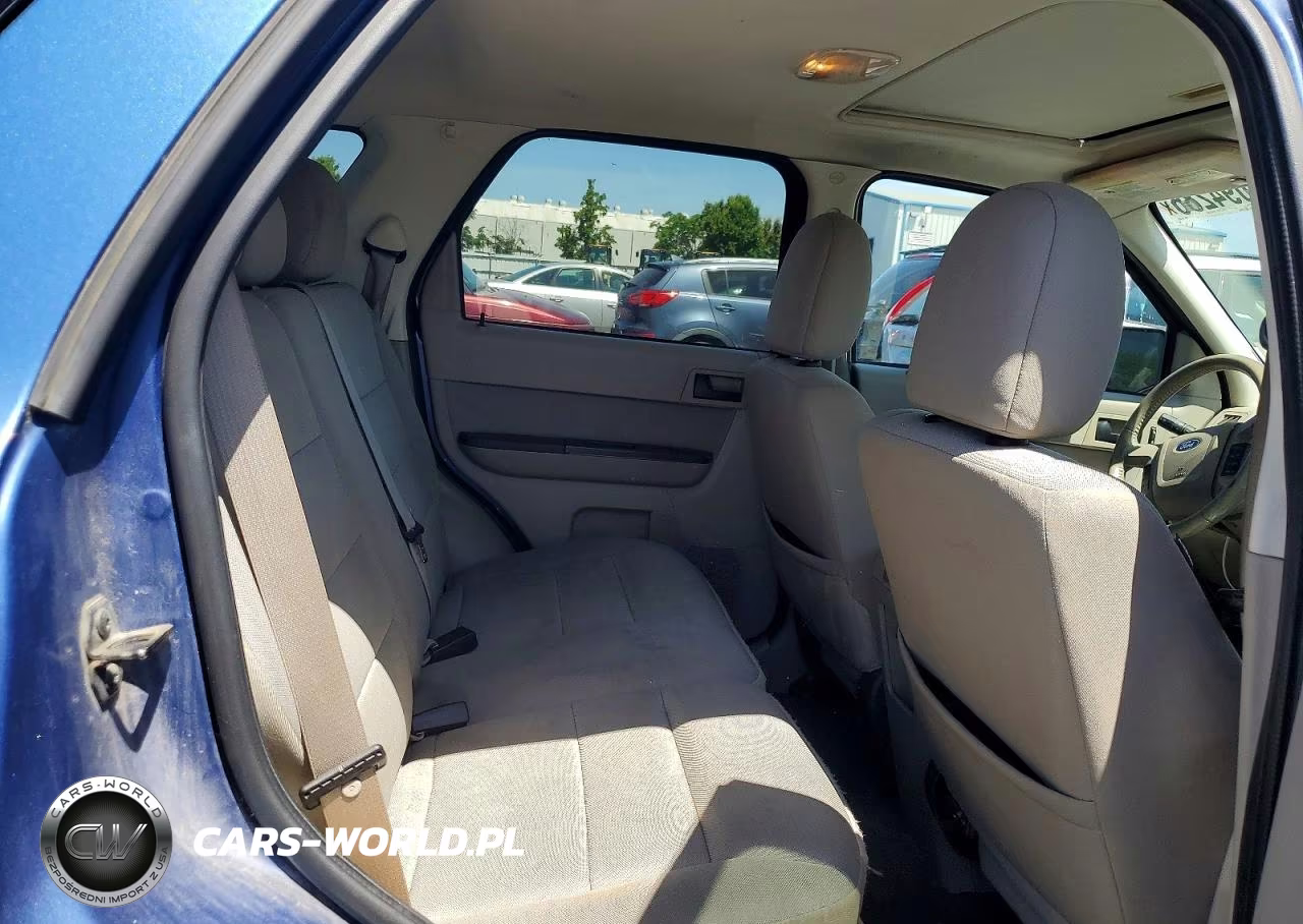 2010 Ford Escape Xlt VIN:1FMCU0D71AKC14828 - 11