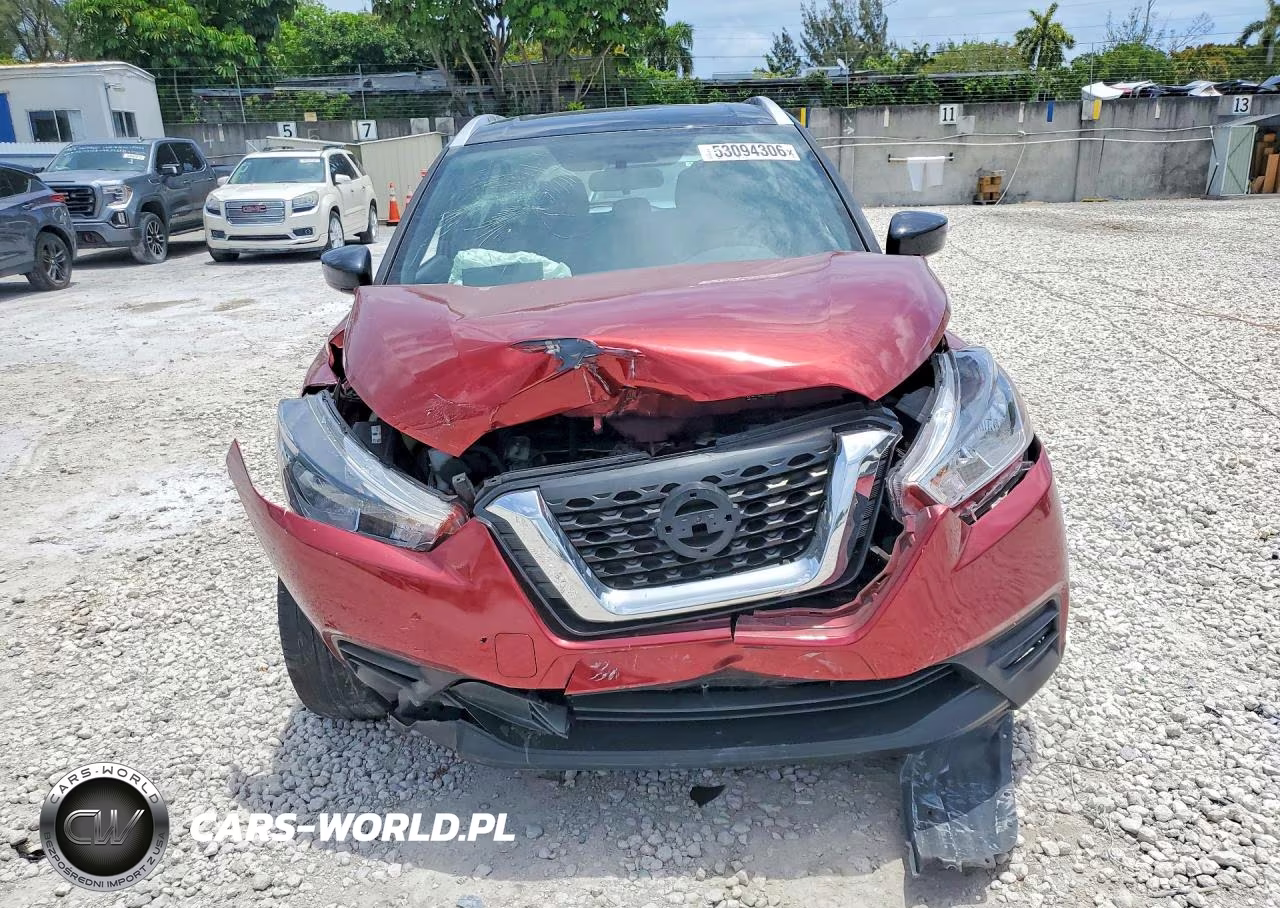 2019 Nissan Kicks Sv VIN:3N1CP5CU2KL470687 - 5