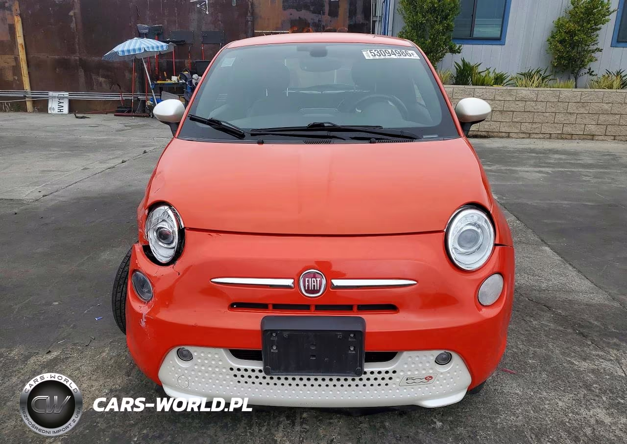 2017 Fiat 500 Electric VIN:3C3CFFGEXHT600639 - 5