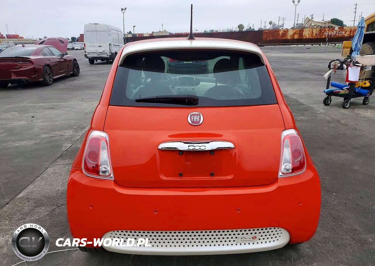 2017 Fiat 500 Electric VIN:3C3CFFGEXHT600639 - 6