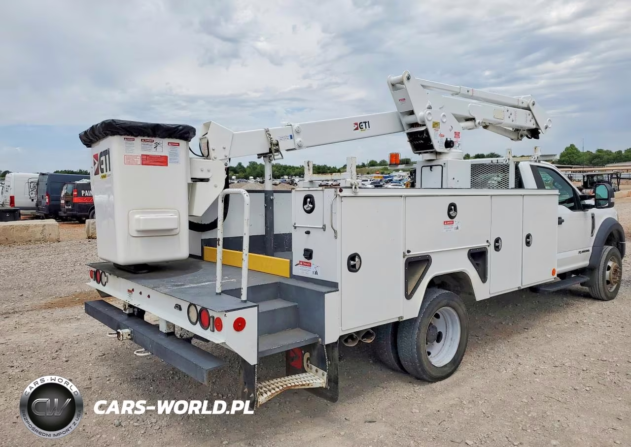 2019 Ford F550 Super Duty Bucket Truck VIN:1FDUF5HT3KDA24490 - 3