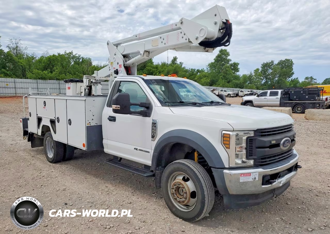 2019 Ford F550 Super Duty Bucket Truck VIN:1FDUF5HT3KDA24490 - 4