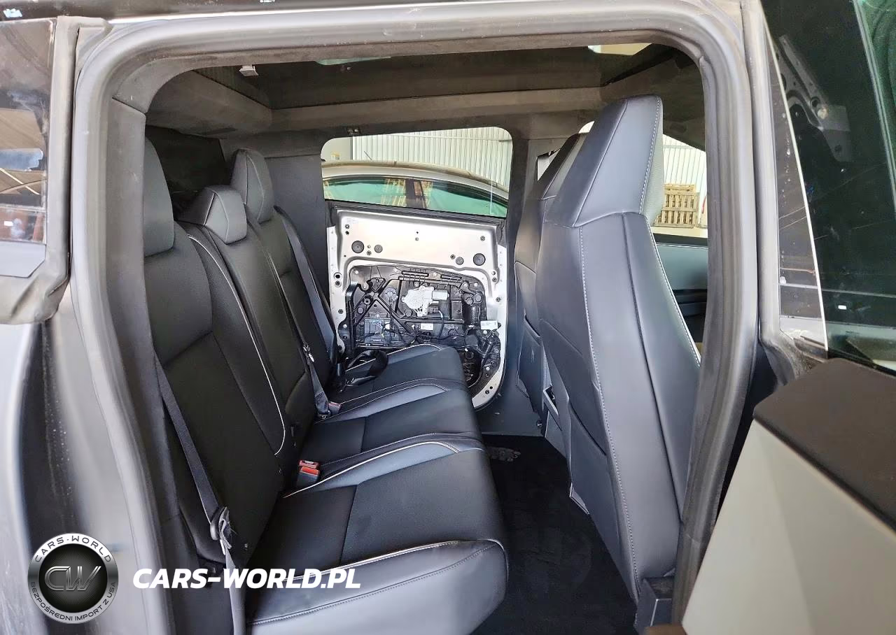 2024 Tesla Cybertruck All-Wheel Drive VIN:7G2CEHED4RA050983 - 10