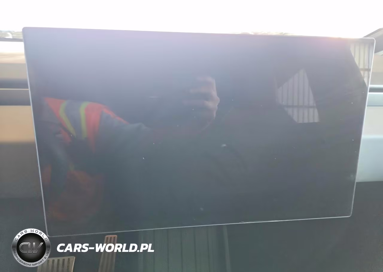 2024 Tesla Cybertruck All-Wheel Drive VIN:7G2CEHED4RA050983 - 9