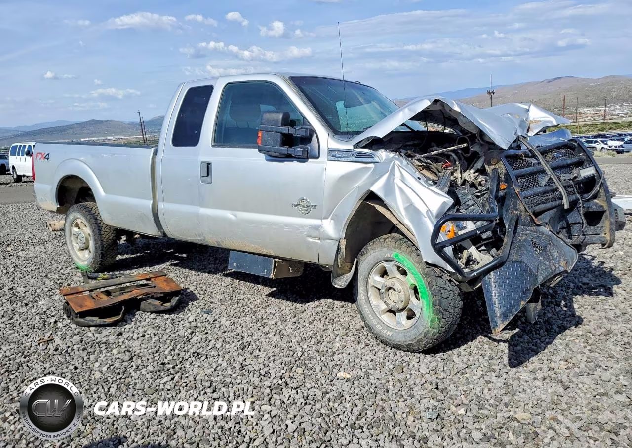 2014 Ford F350 Super Duty VIN:1FT8X3BT6EEA47938 - 4