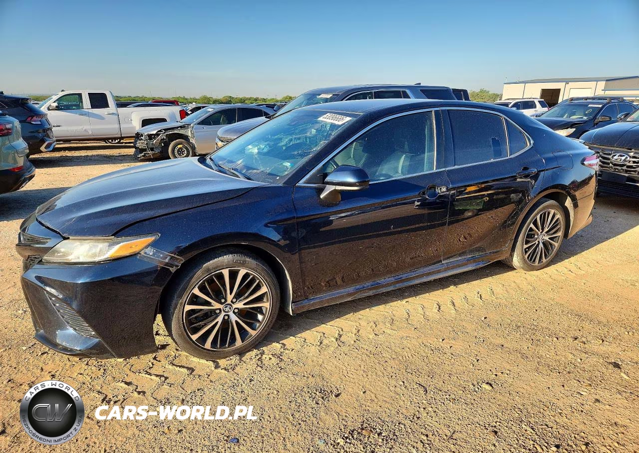 2020 Toyota Camry Se