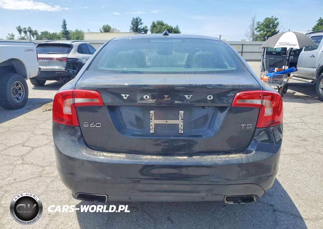 2015 Volvo S60 Premier VIN:YV140MFK8F2357046 - 6