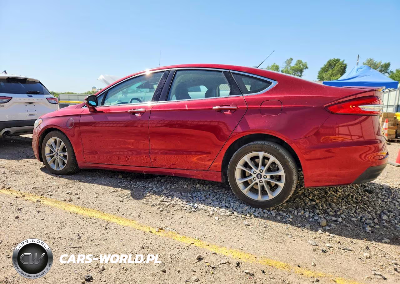 2019 Ford Fusion Titanium VIN:3FA6P0SU2KR266554 - 2
