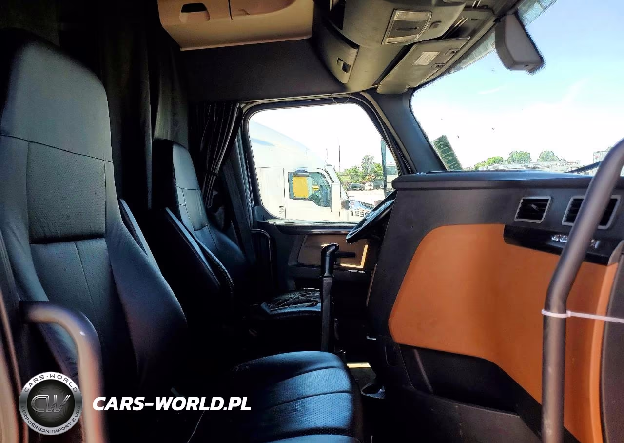 2020 Freightliner Cascadia 126 Semi Truck VIN:3AKJHHDR5LSLR8259 - 5
