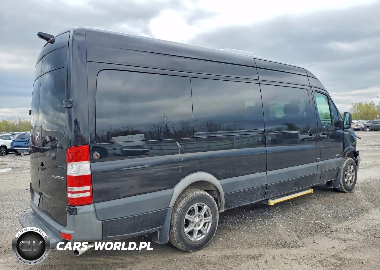 2015 Mercedes-Benz Sprinter 2500 VIN:WDZPE8DC3FP152857 - 3