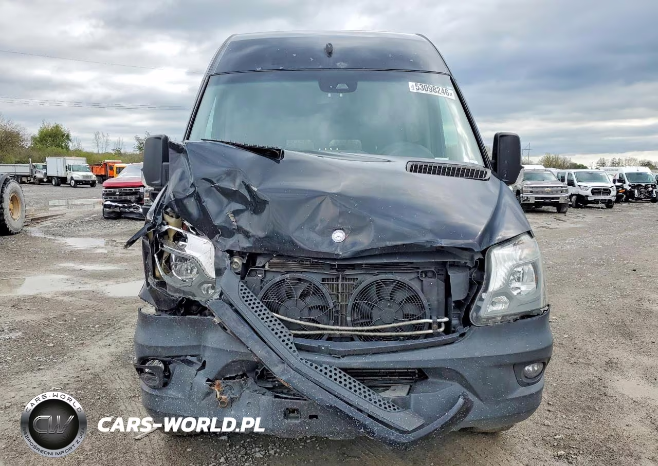 2015 Mercedes-Benz Sprinter 2500 VIN:WDZPE8DC3FP152857 - 5
