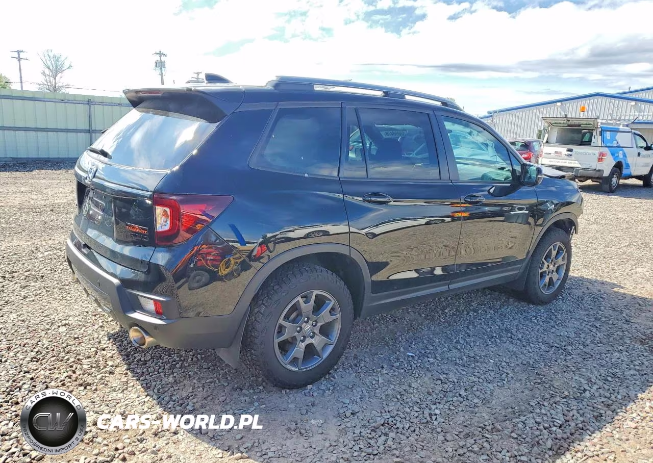 2025 Honda Passport Trail Sport VIN:5FNYF8H62SB011031 - 3