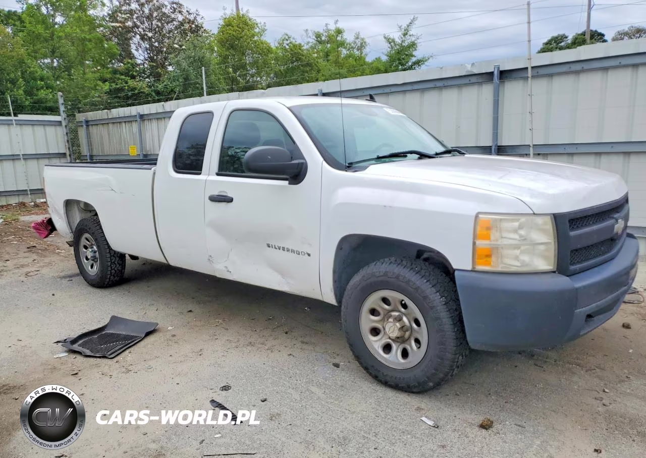 2007 Chevrolet Silverado C1500 VIN:1GCEC19J57E512753 - 4