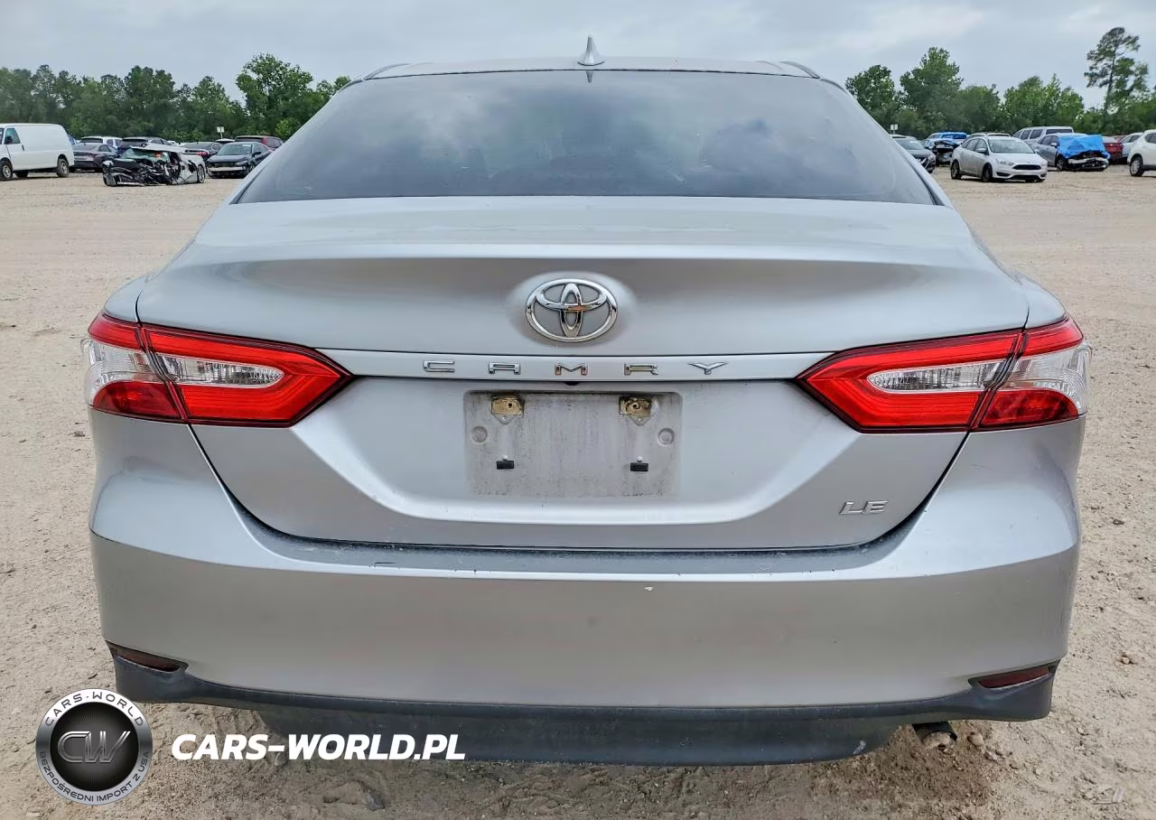 2019 Toyota Camry Le VIN:4T1B11HK7KU709839 - 6