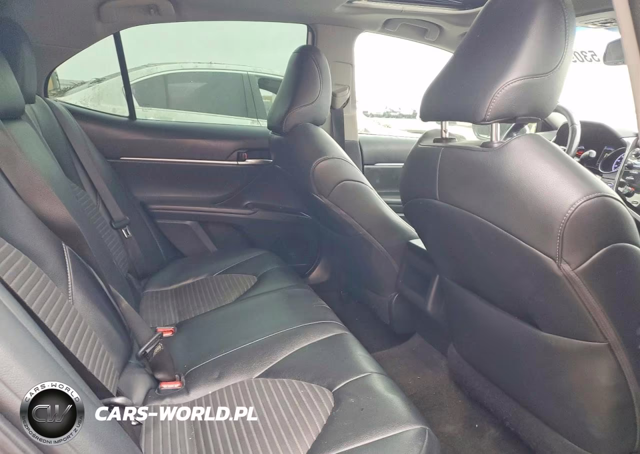 2019 Toyota Camry Hybrid Se VIN:4T1B21HK6KU521729 - 10