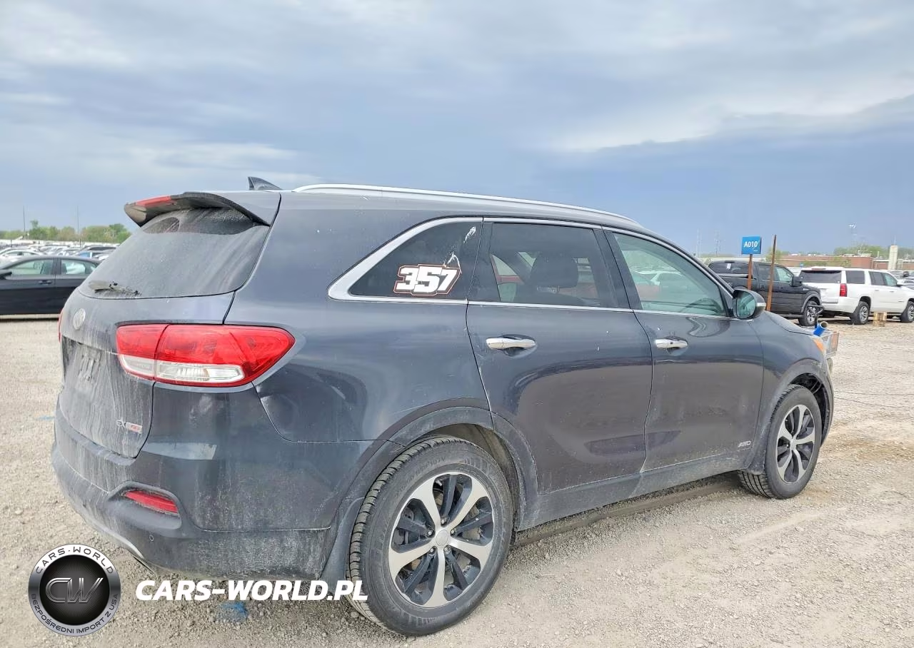 2018 Kia Sorento Ex VIN:5XYPHDA16JG357829 - 3