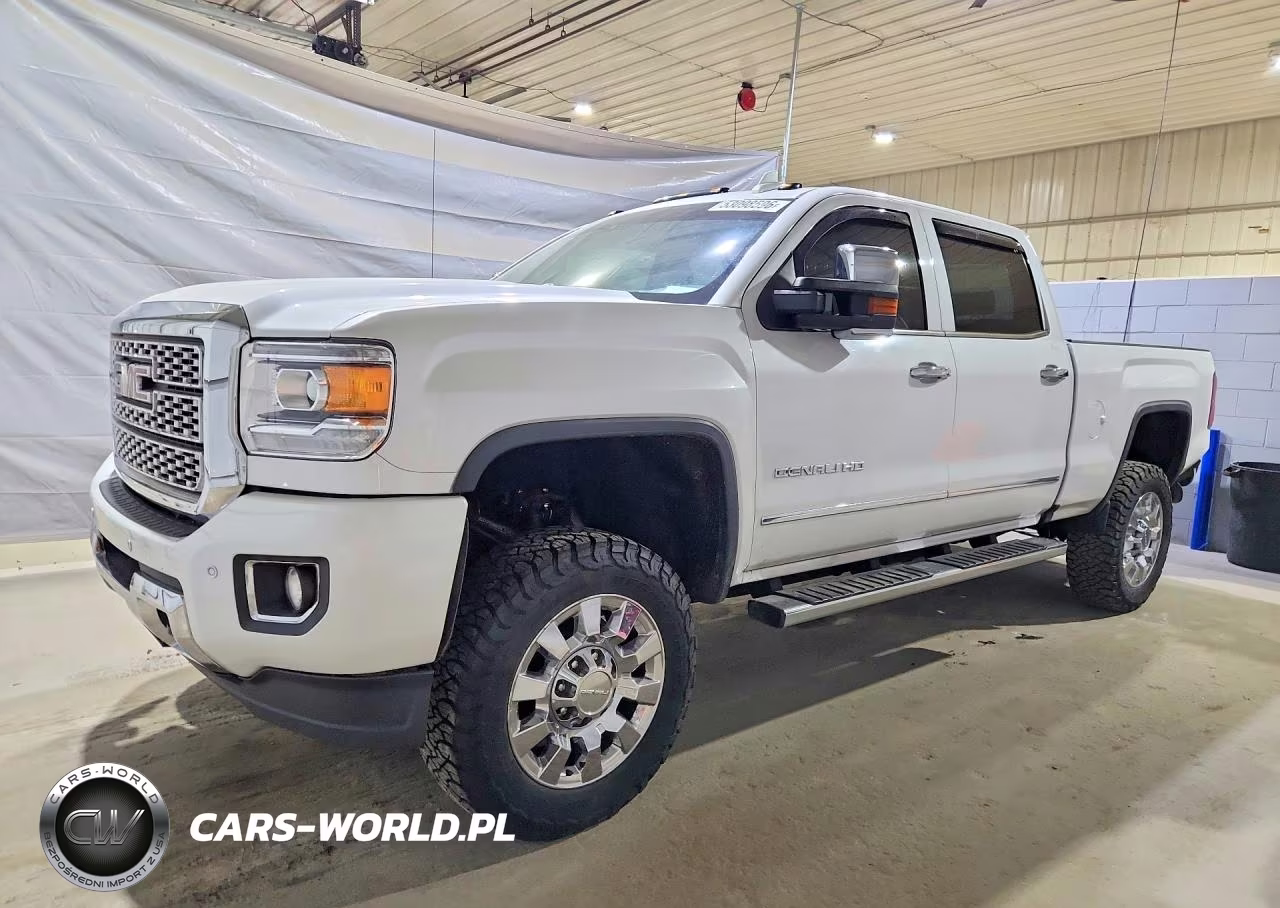 2018 GMC Sierra K2500 Denali