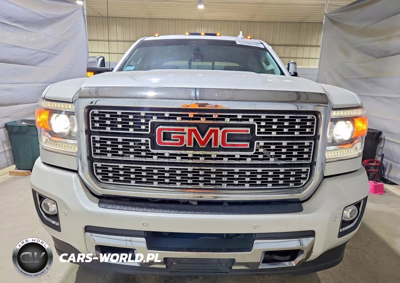2018 GMC Sierra K2500 Denali VIN:1GT12UEG0JF187640 - 5