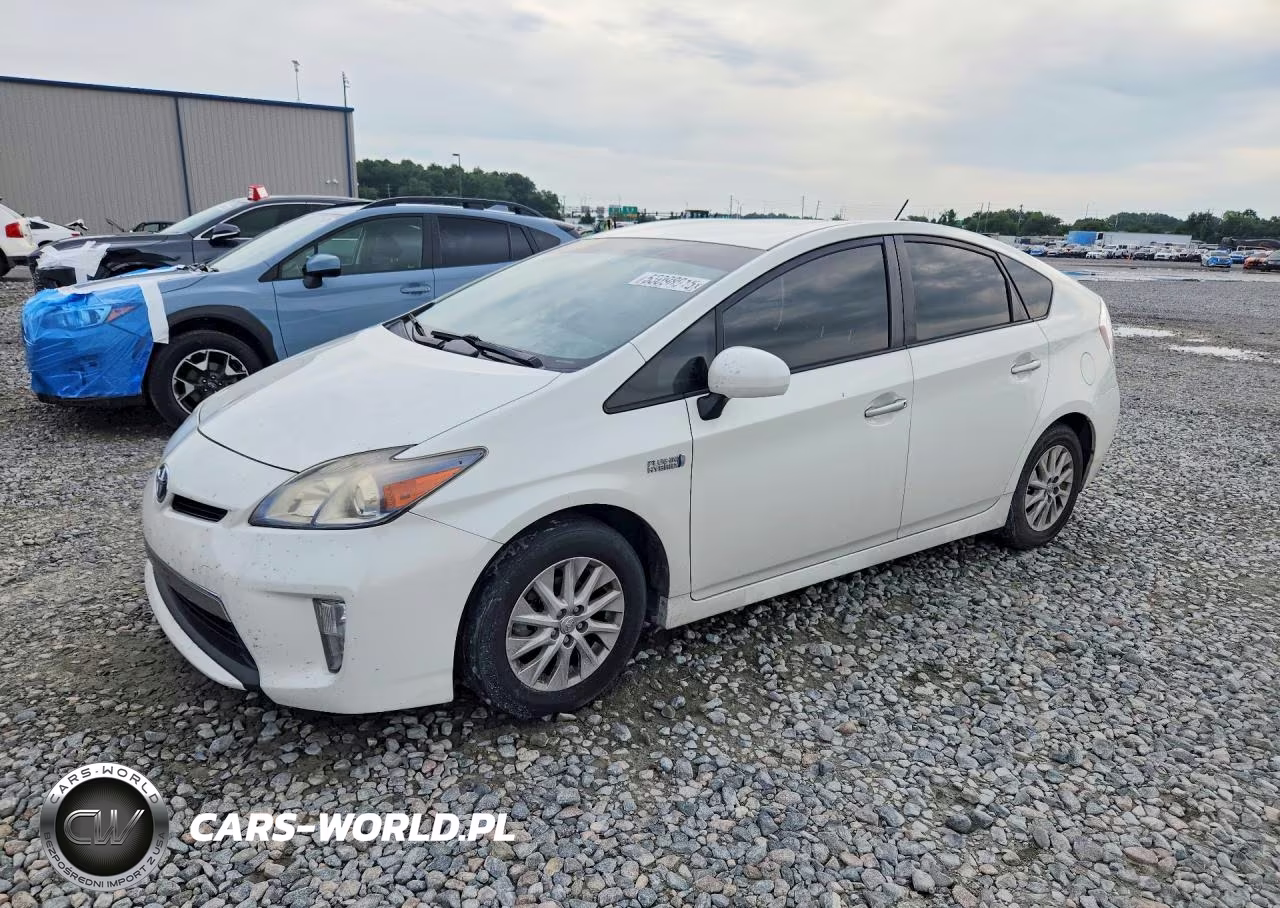 2014 Toyota Prius Plug-In Hybrid Base