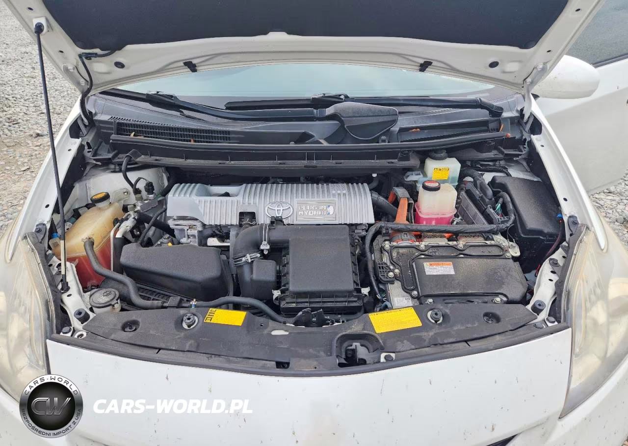 2014 Toyota Prius Plug-In Hybrid Base VIN:JTDKN3DP1E3059728 - 11